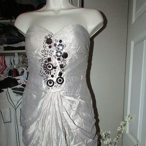 STUNNING Retail $159 NWOT BEBE STRAPLESS DRESS